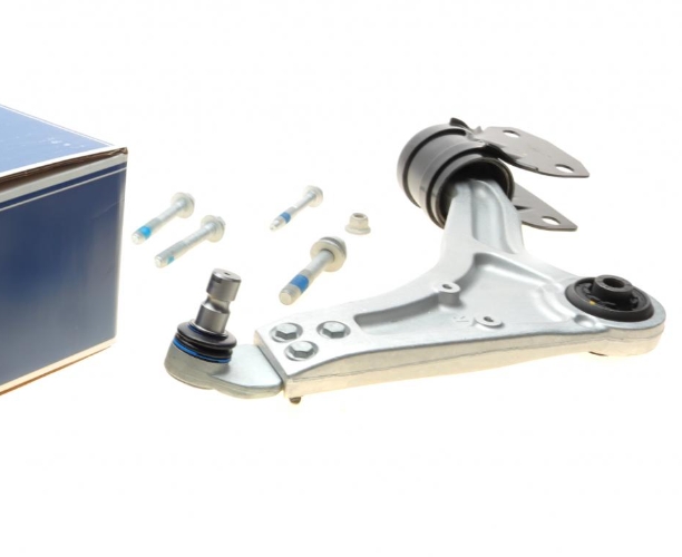 Важіль підвіски передній правій R