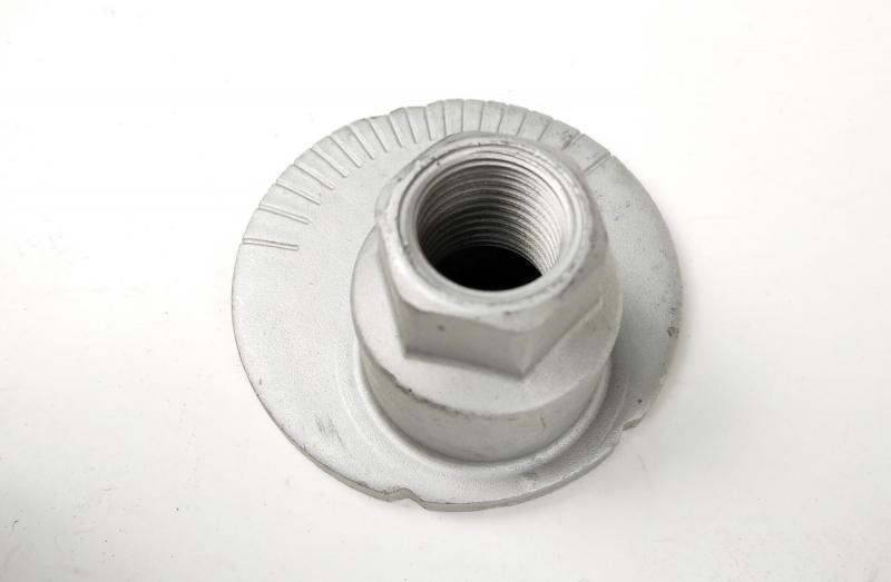 Гайка ексцентрикова болта розвального